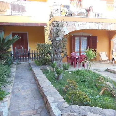 Apartamento La Rocca Agrustos