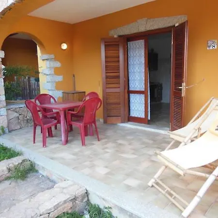 Apartamento La Rocca Agrustos